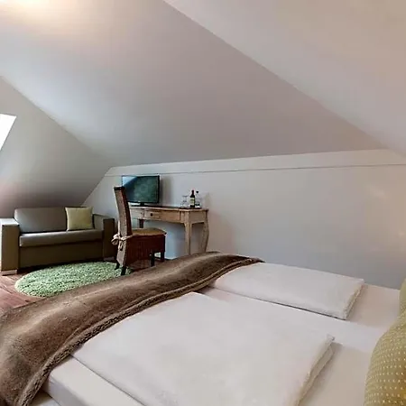 Rosa Hotel 3*