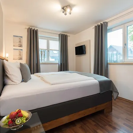 Rosa Hotel 3*